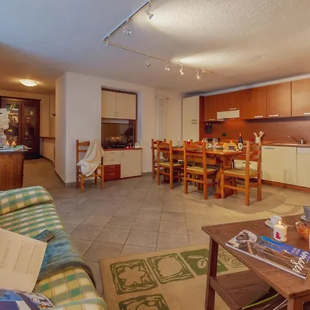 아파트 La Leitery Du Mont Blanc 1 - Comfort E Posto Auto - Cour 0140